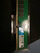 Vendo Memoria ram Crucial 8GB DDR4 2400Mhz, € 30