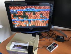 For sale Nintendo NES PAL console with cables, controller and 1 game, € 70