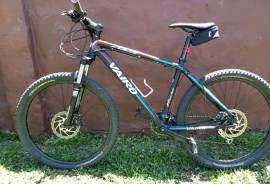 Se vende Bicicleta de Montaña Vairo Xr 8.5, € 695