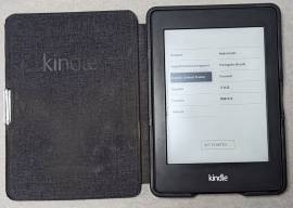 A la venta Amazon Kindle Paperwhite 2013 + funda, € 80
