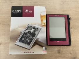 For sale eReader Sony E reader PRS-350 + case, € 19.95