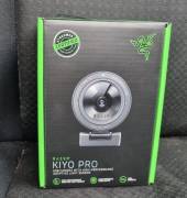 For sale Razer Kiyo Pro Full HD 1080p webcam in black, new sealed, € 95