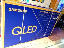 Se vende Televisor Samsung QLED Q80T 85 pulgadas 4k UHD, € 1,950