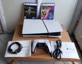 vendo consola PS5, USD 400.00