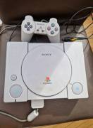 For sale PS1 console with 1 controller and 1 game, € 85