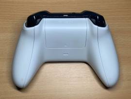 Se vende mando Xbox One S / Series X|S Wireless Blanco, USD 35