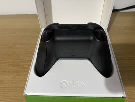 Se vende mando Xbox One S / Series X|S carbon black, € 28