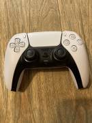 For sale PS5 DualSense controller with very little use, € 40