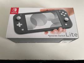 For sale nintendo switch lite console Brand new, € 170