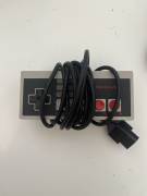 For sale controller Nintendo NES, € 19.95