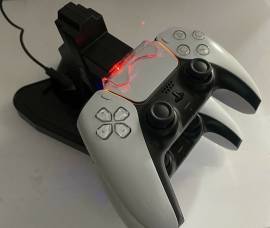For sale charging base for official DualSense PS5 controller, € 12.95