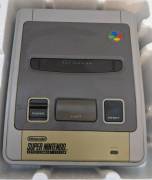 For sale console Super Nintendo SNES with controller, € 50