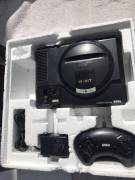 Se vende consola Mega Drive con caja original, € 85