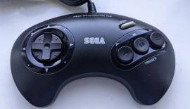 For sale controller de Mega Drive model 1650-50, € 9.95