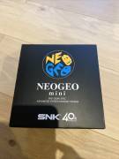 Se vende consola Neo Geo Mini con 2 mandos, USD 110