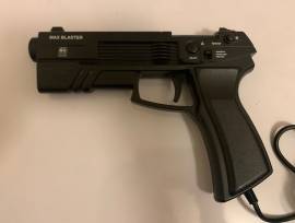 Se vende Pistola para PS1 Max Blaster, USD 45