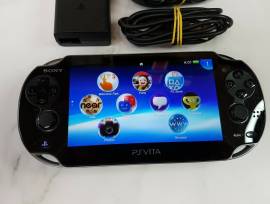 Se vende consola PS Vita WI-FI or 3G, USD 115