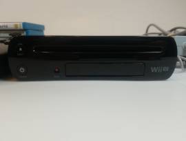 Se vende consola Nintendo Wii U 32GB con 5 juegos, € 165