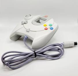 For sale Dreamcast HKT-3020 console like new NTSC cables and gamepad, USD 195