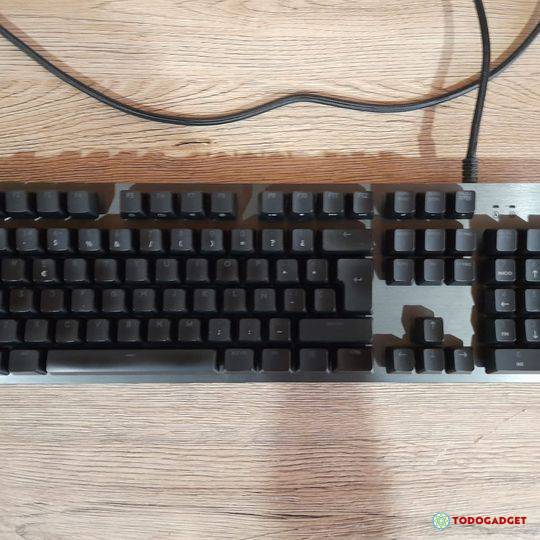 Sell Keyboard Logitech G513, USD 119.00