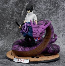 A la venga Figura de Sasuke Uchiha sin Caja como nueva, USD 75